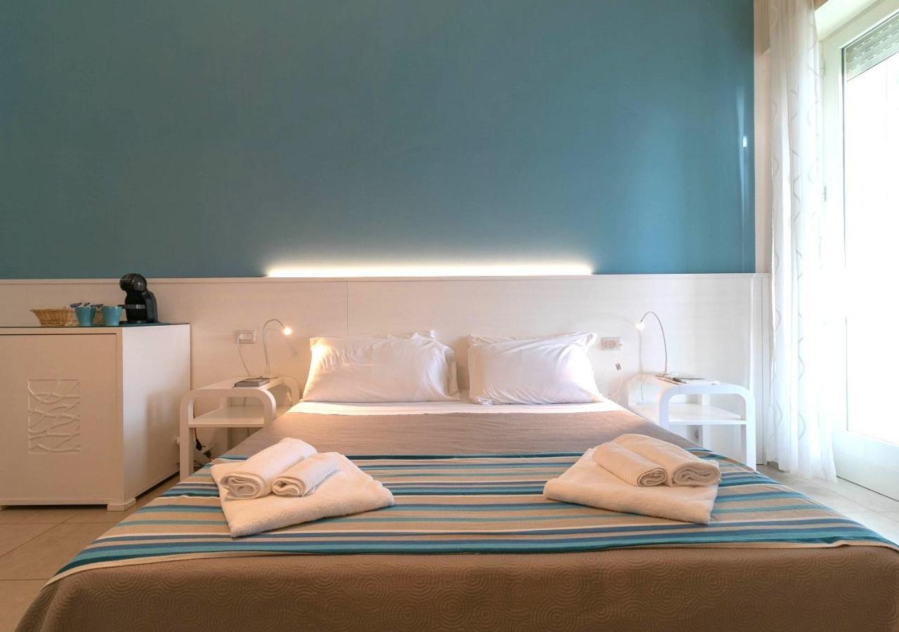 Fronte Mare Rooms By Salentolimit ปอร์โตเชซาเรโอ ภายนอก รูปภาพ