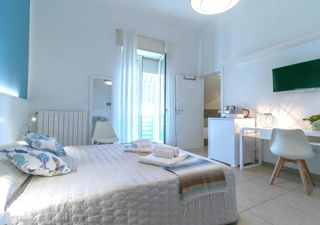 Fronte Mare Rooms By Salentolimit ปอร์โตเชซาเรโอ ภายนอก รูปภาพ