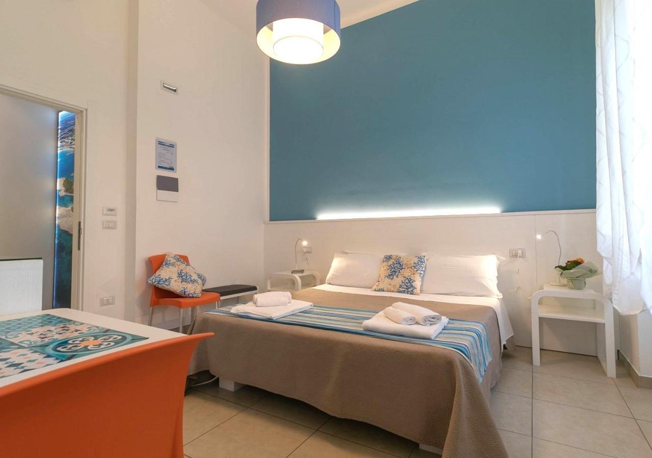 Fronte Mare Rooms By Salentolimit ปอร์โตเชซาเรโอ ภายนอก รูปภาพ